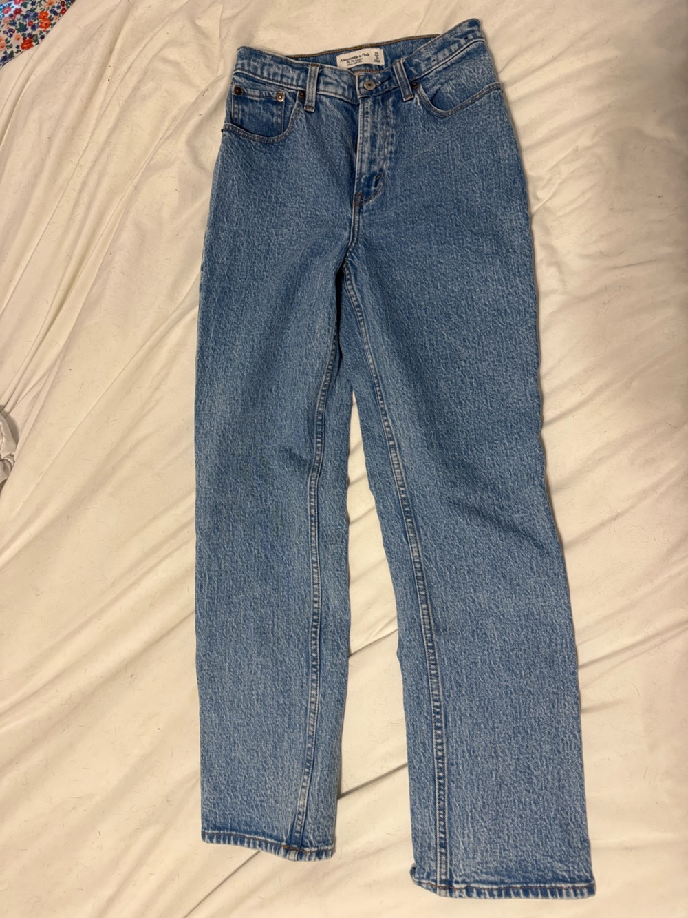 Abercrombie & Fitch Straight-Leg Light Blue Jeans